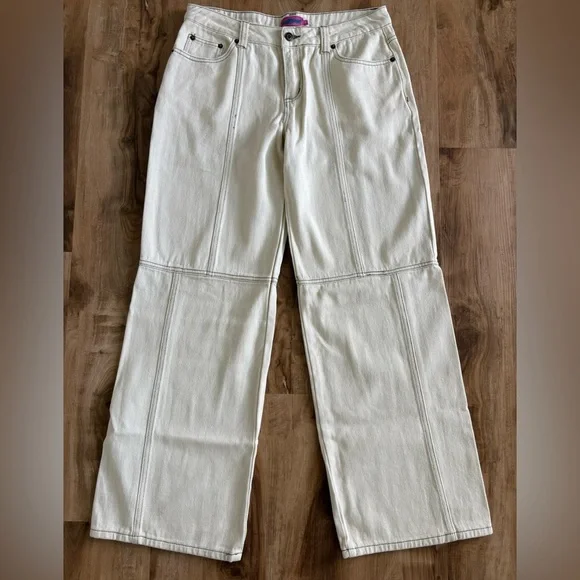 NWOT - Edikted Contrast Stitch Low Rise Jeans in Cream - Size L - Picture 2 of 9